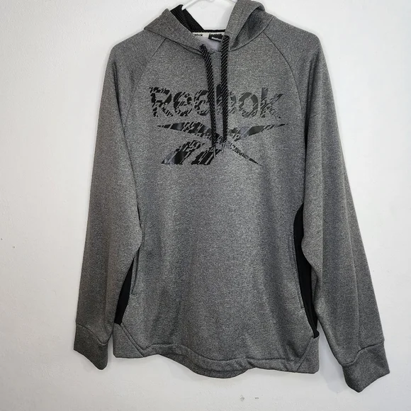 Reebok Jackets hooded size medium Color gray - Picture 5 of 8